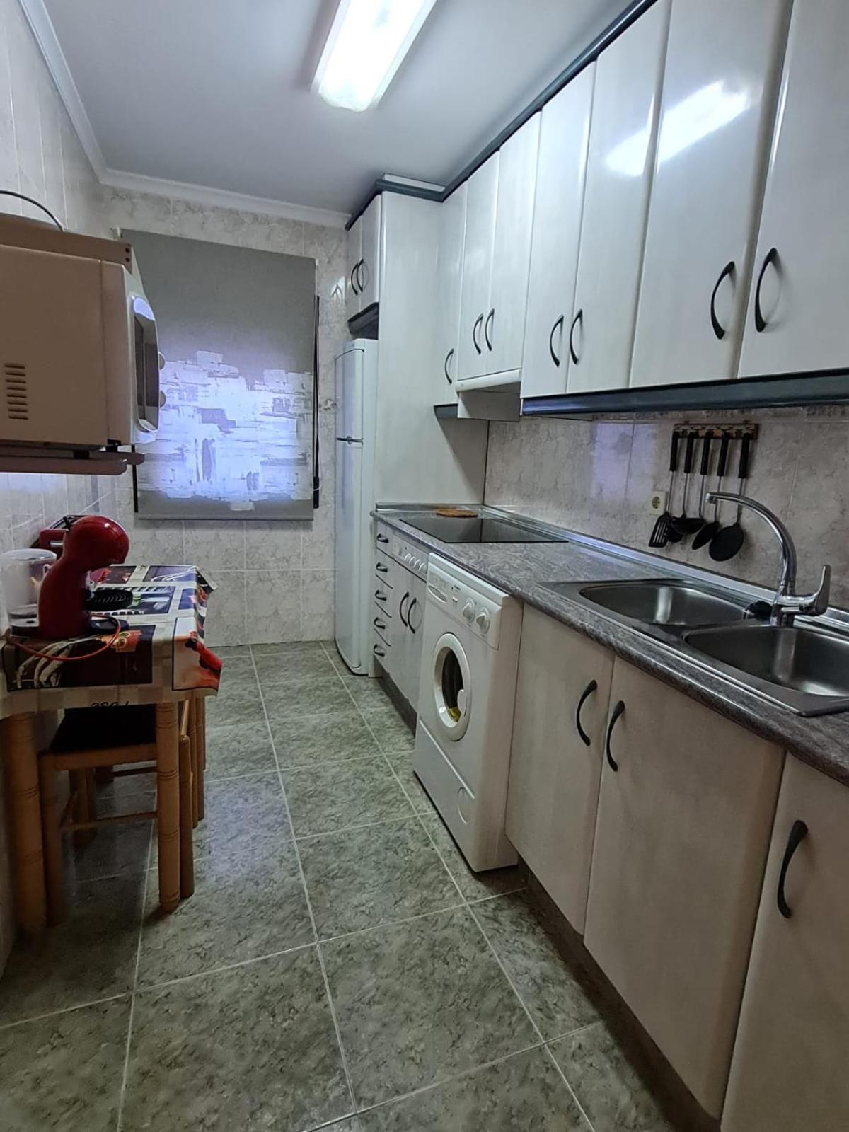 Apartamentos Los Robles Alcala del Jucar Exterior photo